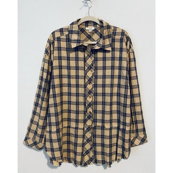Plaid Button-Up Women's Top - Picture 1 of 7